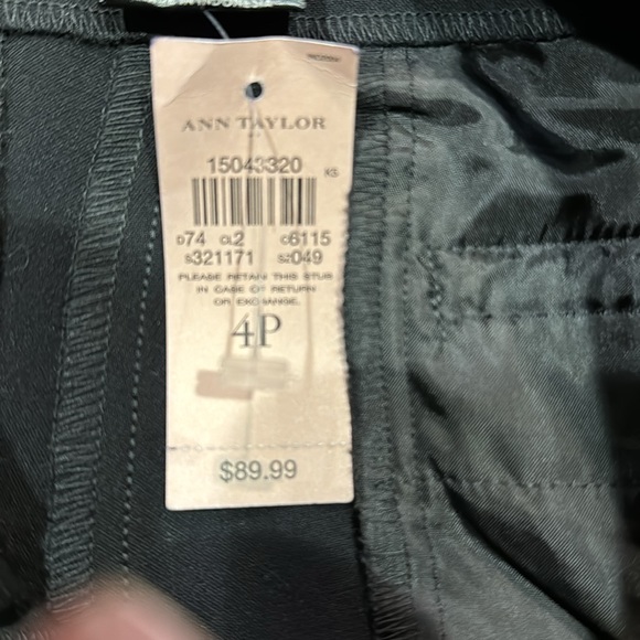 Ann Taylor signature 4p boot cut trousers. - Picture 2 of 2